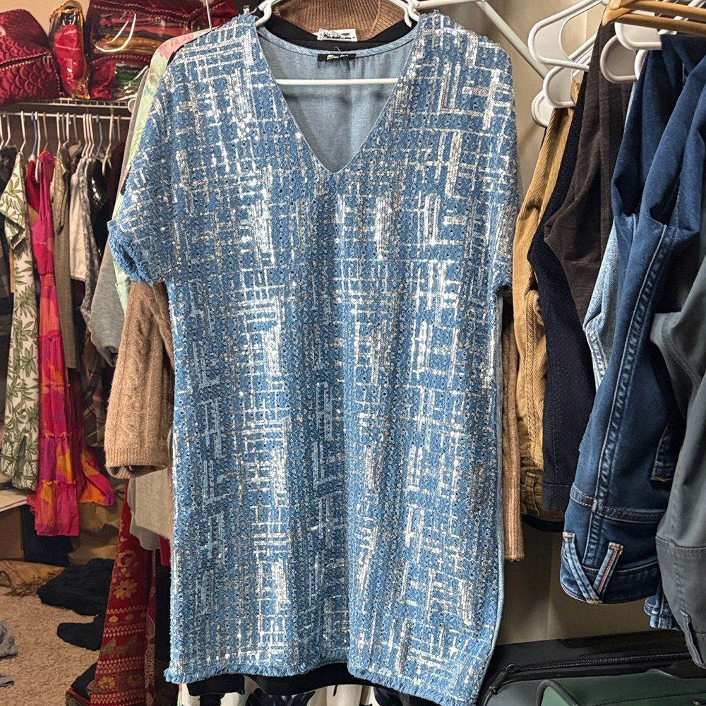 Alfani Blue and White Patterned Short Sleeve Top